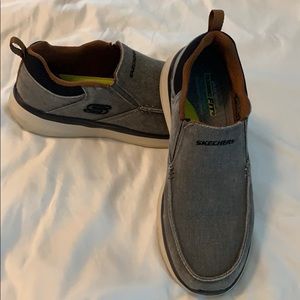 Sketchers slip ons. Sz 10